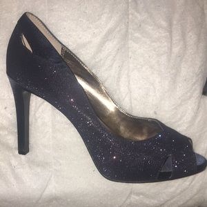 Navy Heels